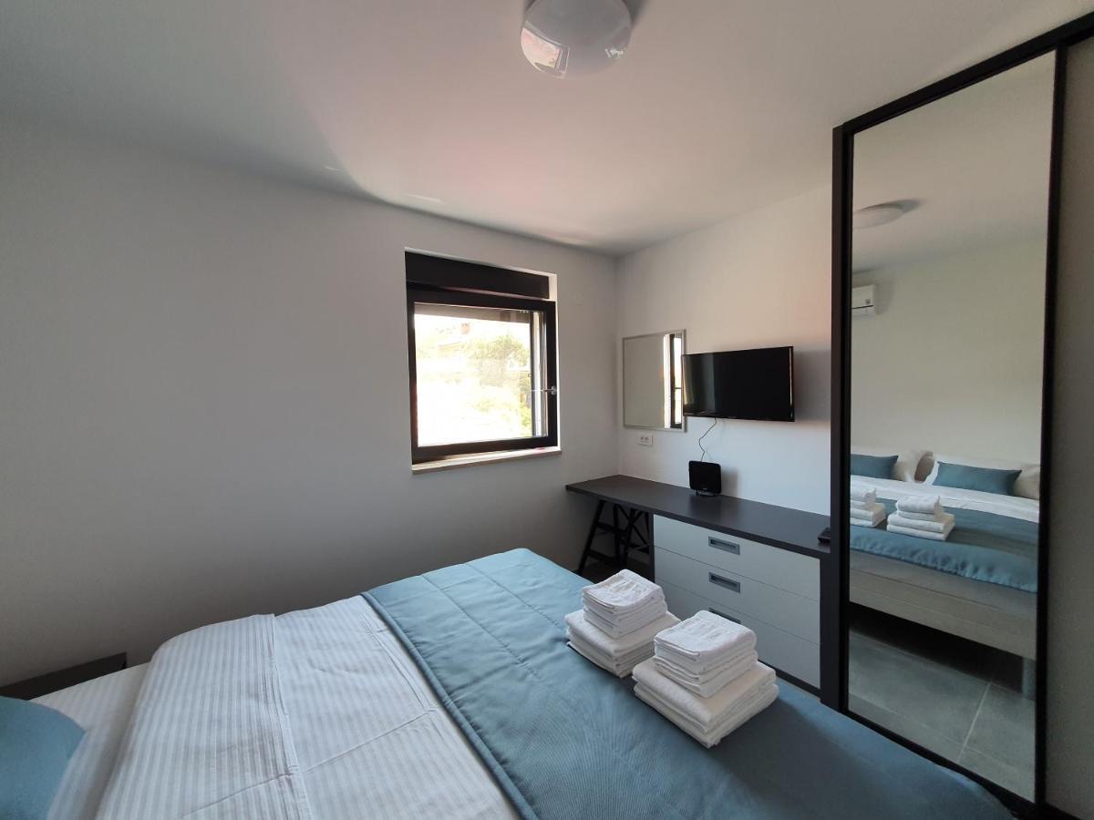Apartmani Nerium Lovište Exteriör bild
