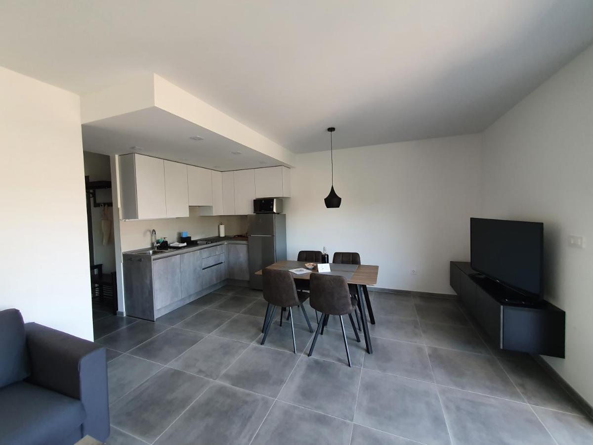 Apartmani Nerium Lovište Exteriör bild