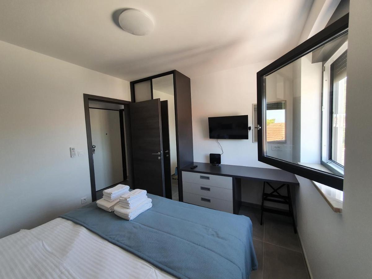 Apartmani Nerium Lovište Exteriör bild