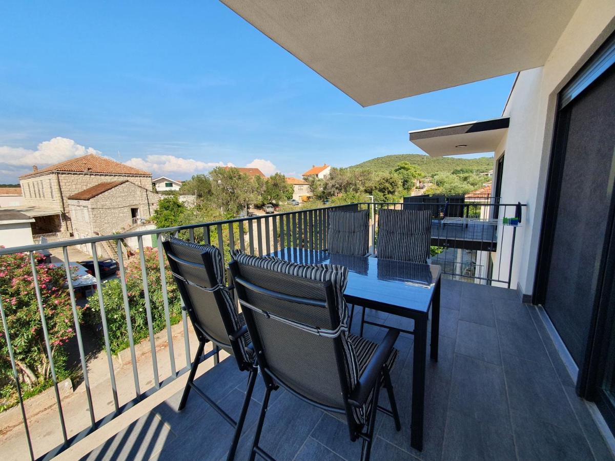 Apartmani Nerium Lovište Exteriör bild