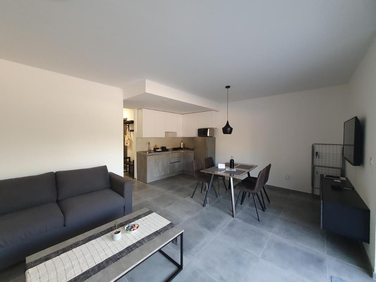 Apartmani Nerium Lovište Exteriör bild