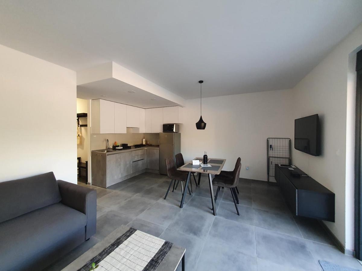 Apartmani Nerium Lovište Exteriör bild