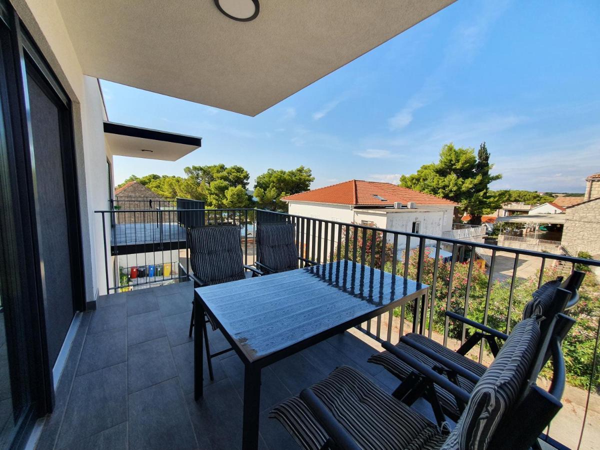 Apartmani Nerium Lovište Exteriör bild