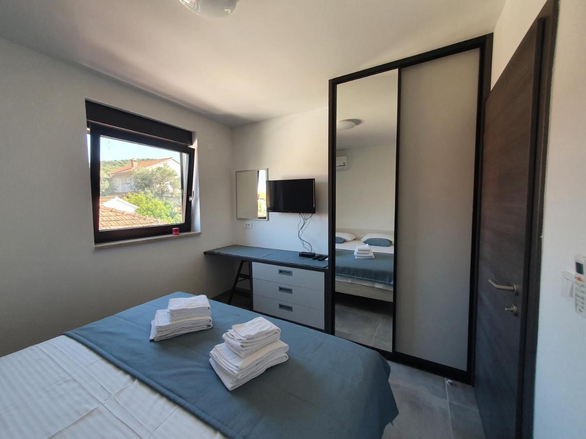 Apartmani Nerium Lovište Exteriör bild